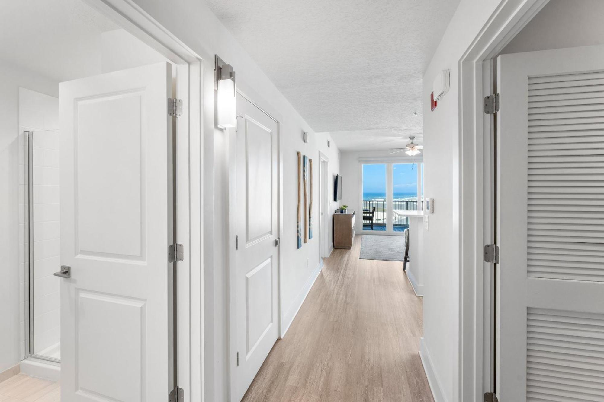 Pier Paradise At Calypso Tower 3 #809 By Nautical Apartment *