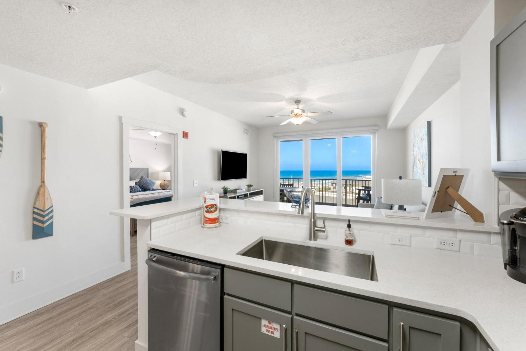 Apartment Pier Paradise At Calypso Tower 3 #809 By Nautical *